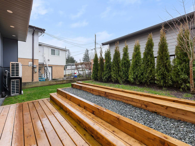 2050 E 22nd Avenue, Vancouver, BC, V5N 2R4 - 31