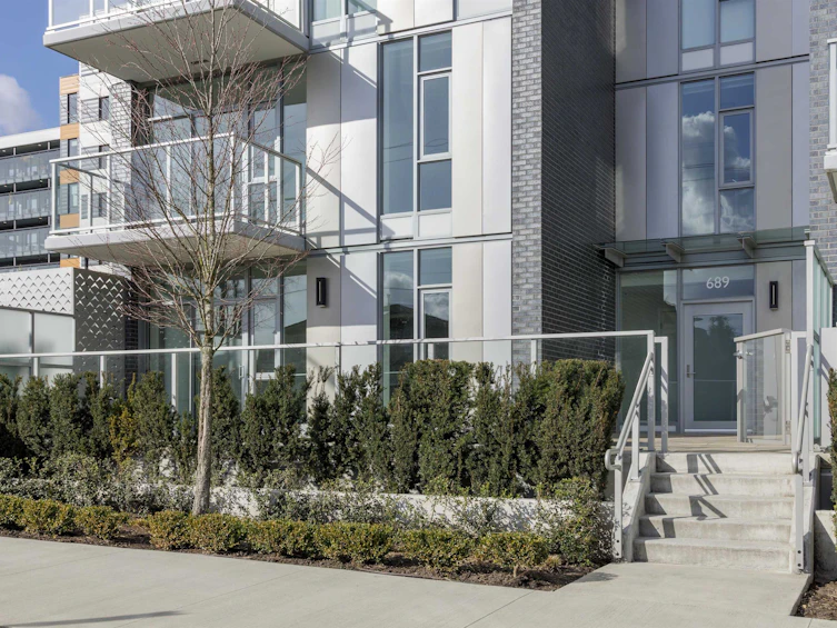 TH1-7418 Paulson Street, Vancouver, BC, V6P 0K2 - 2