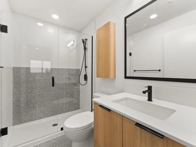 527-9456 134 Street, Surrey, BC, V3V 0G8 - 19
