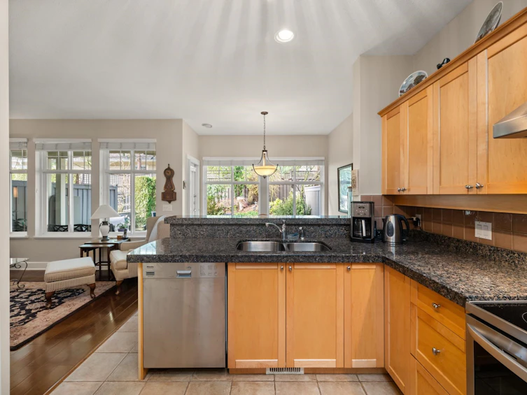 90-15500 Rosemary Heights Crescent, Surrey, BC, V3Z 0K1 - 12