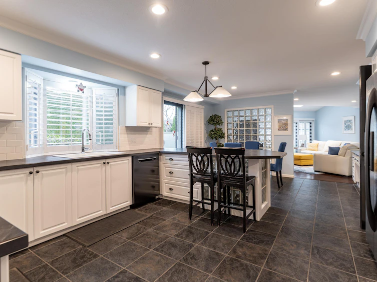 10380 Southgate Road, Richmond, BC, V7A 5A8 - 11