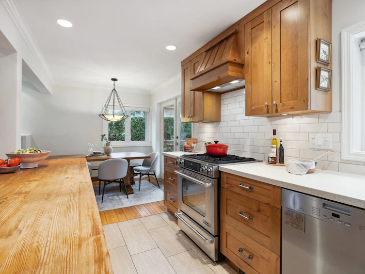 1145 Lytton Place, North Vancouver, BC, V7H 2A9 - 9