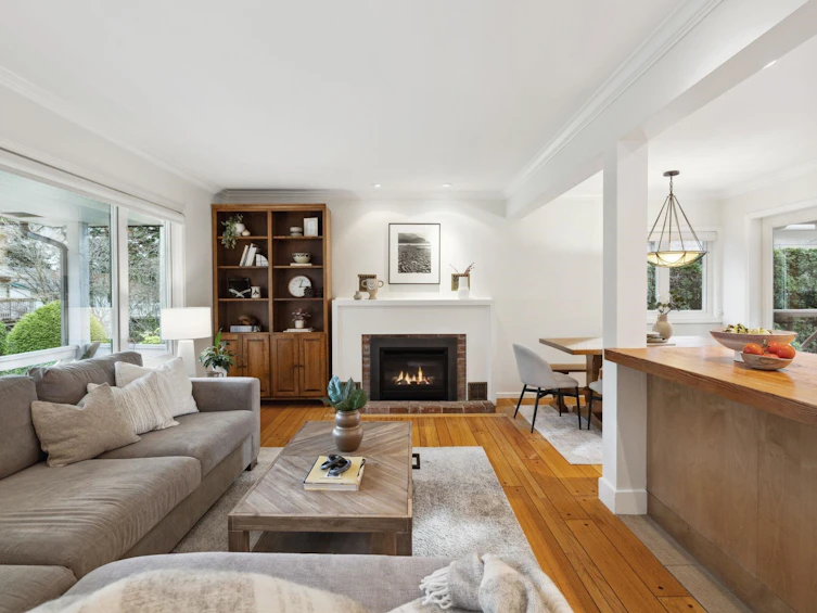 1145 Lytton Place, North Vancouver, BC, V7H 2A9 - 4