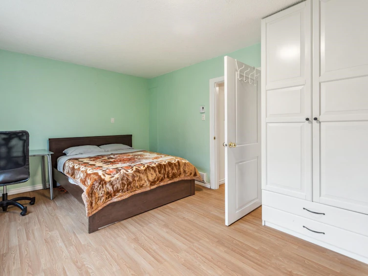 1468 Ross Road, North Vancouver, BC, V7J 1V2 - 29