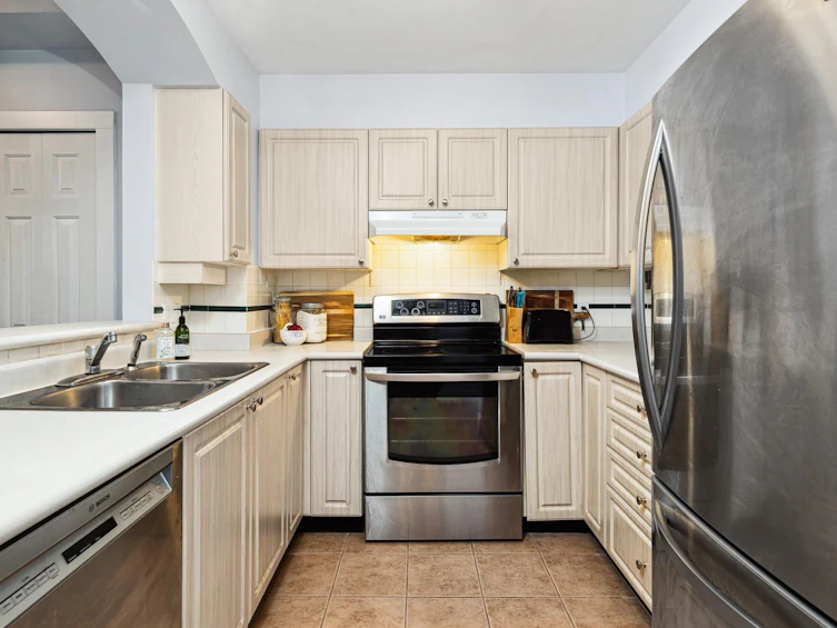321-3600 Windcrest Drive, North Vancouver, BC, V7G 2S5 - 13
