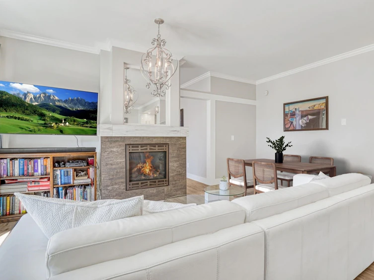 208-1765 Martin Drive, Surrey, BC, V4A 9T6 - 10