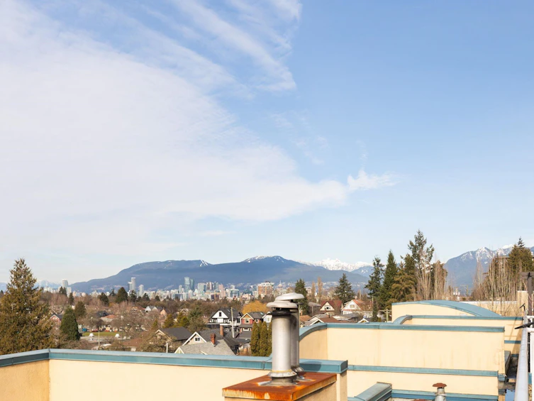 PH2-4113 Fraser Street, Vancouver, BC, V5V 4E9 - 11