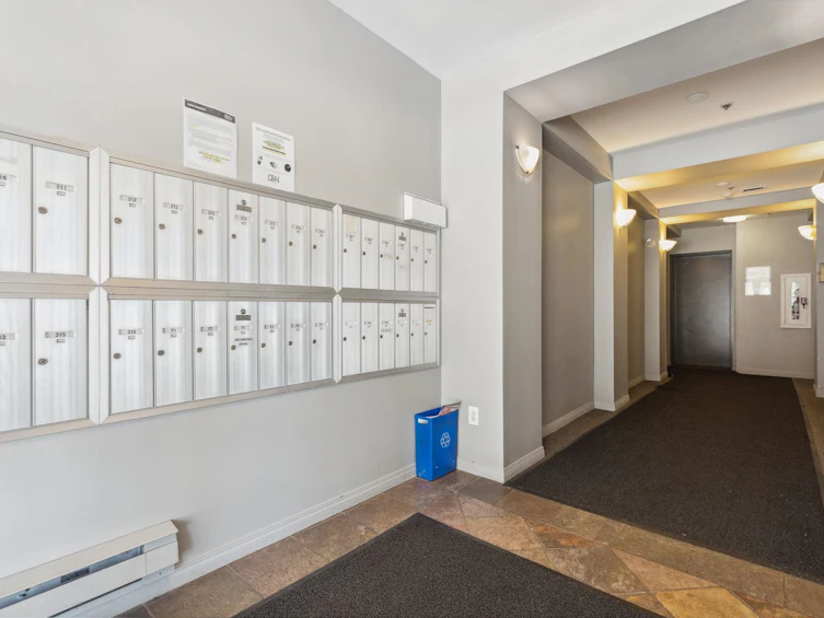 PH2-4113 Fraser Street, Vancouver, BC, V5V 4E9 - 12