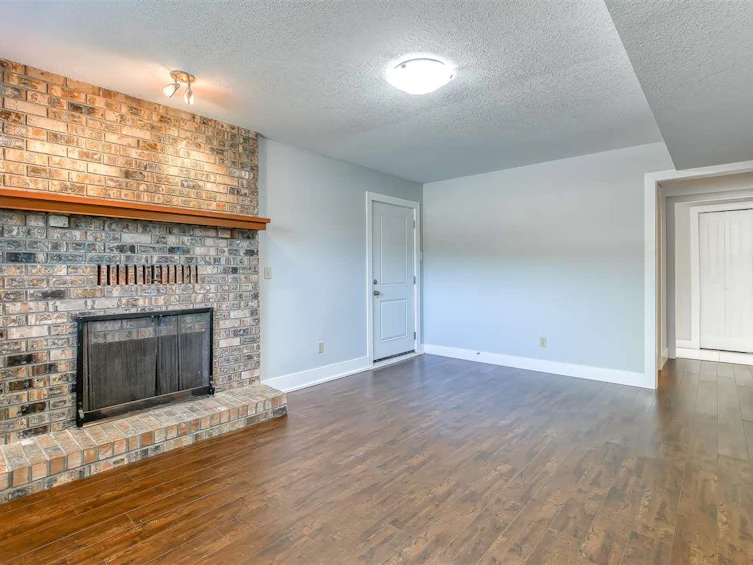 13095 65a Avenue, Surrey, BC, V3W 8P7 - 15