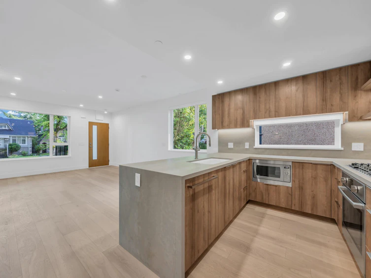 756 W 26th Avenue, Vancouver, BC, V5Z 2E8 - 9