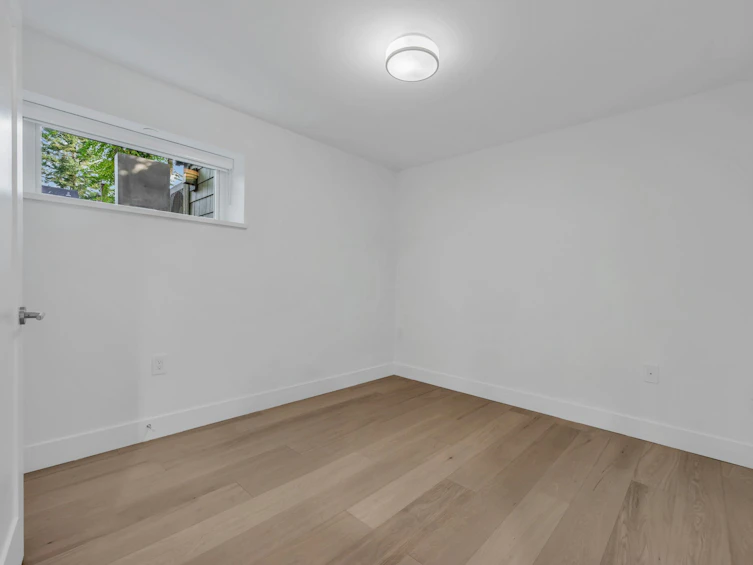 756 W 26th Avenue, Vancouver, BC, V5Z 2E8 - 19