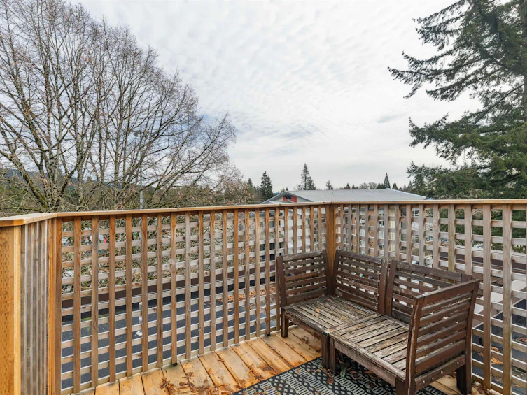3281 Mountain Highway, North Vancouver, BC, V7K 2H4 - 23
