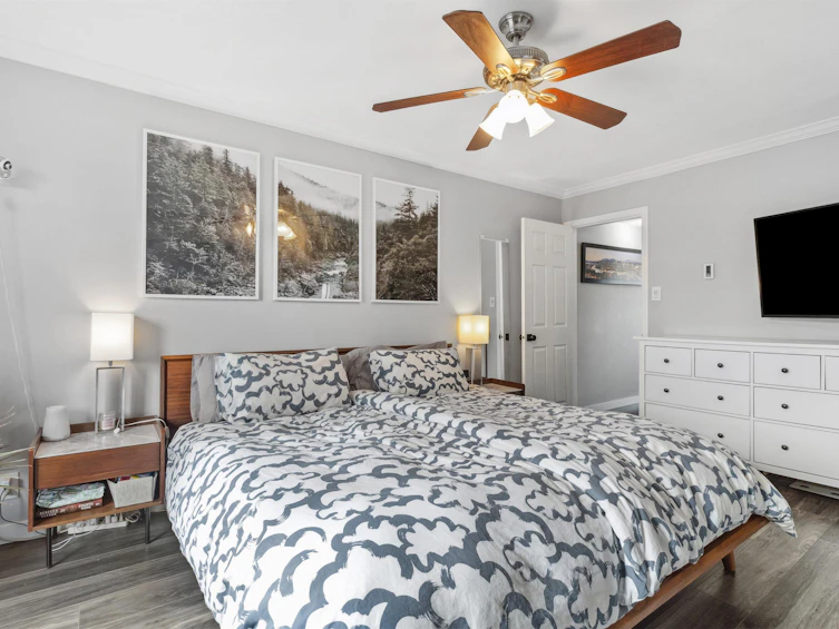 3281 Mountain Highway, North Vancouver, BC, V7K 2H4 - 14