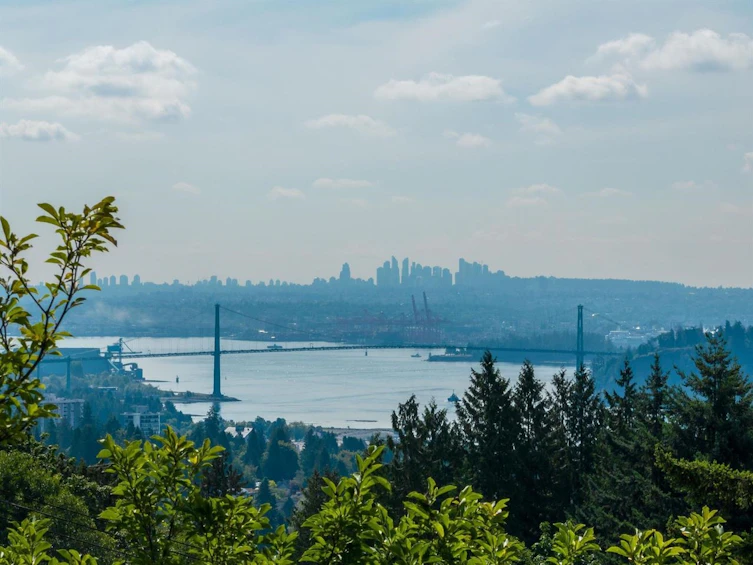 2517 Rosebery Avenue, West Vancouver, BC, V7V 3A1 - 5
