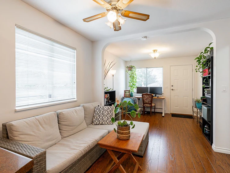 6075 Burns Street, Burnaby, BC, V5H 1X3 - 16