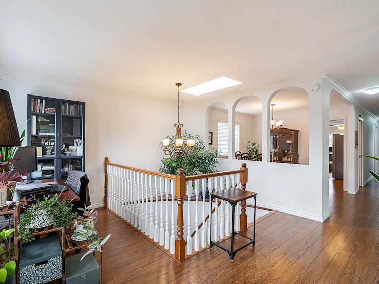 6075 Burns Street, Burnaby, BC, V5H 1X3 - 9