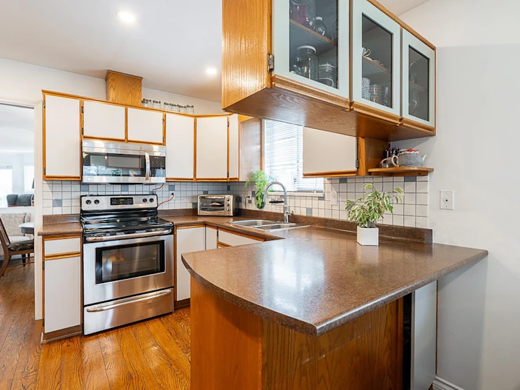 6075 Burns Street, Burnaby, BC, V5H 1X3 - 14