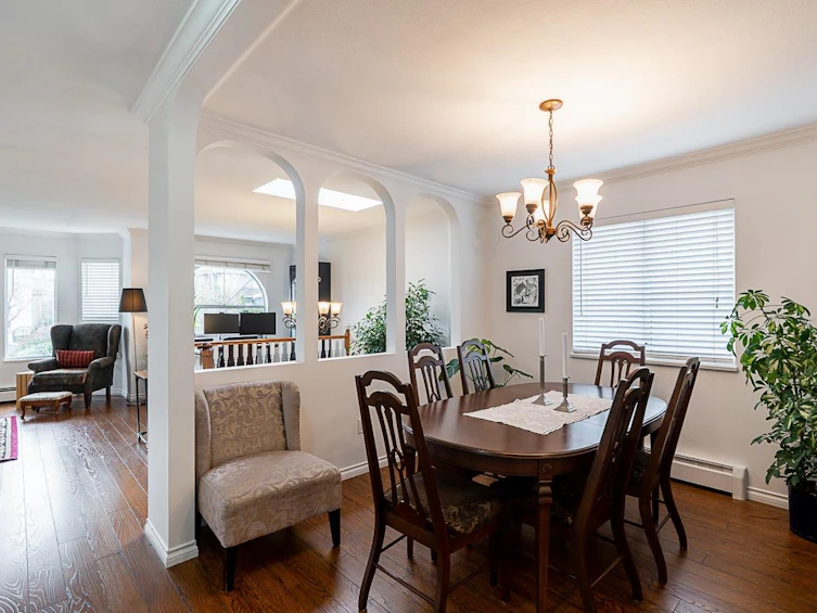 6075 Burns Street, Burnaby, BC, V5H 1X3 - 11