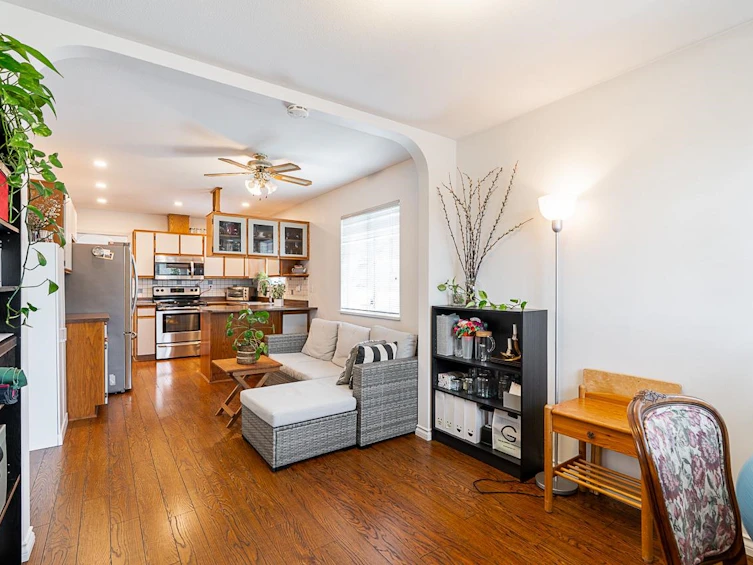 6075 Burns Street, Burnaby, BC, V5H 1X3 - 19