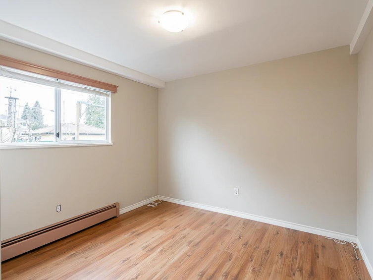 6075 Burns Street, Burnaby, BC, V5H 1X3 - 31