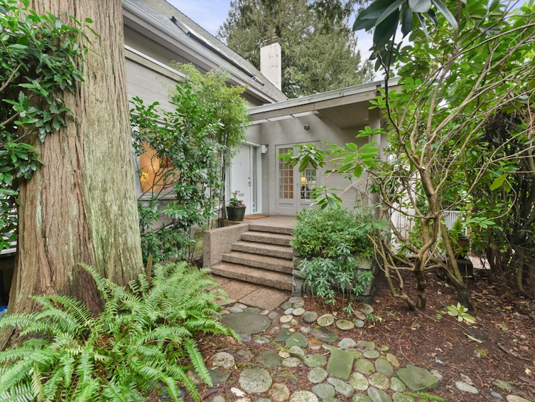 2850 W 47th Avenue, Vancouver, BC, V6N 3N6 - 9