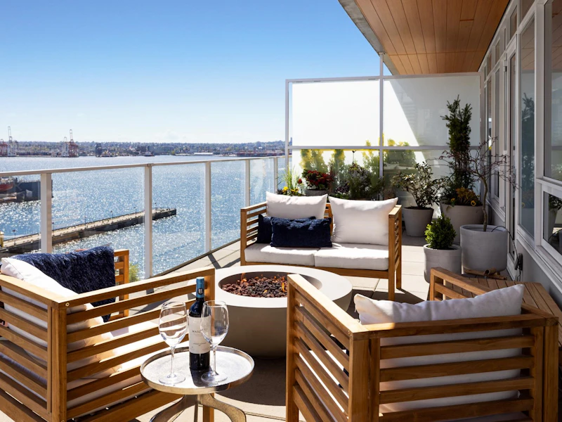1405 - 118 Carrie Cates Court, North Vancouver BC