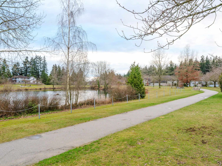 6079 W Boundary Drive, Surrey, BC, V3X 2A7 - 40