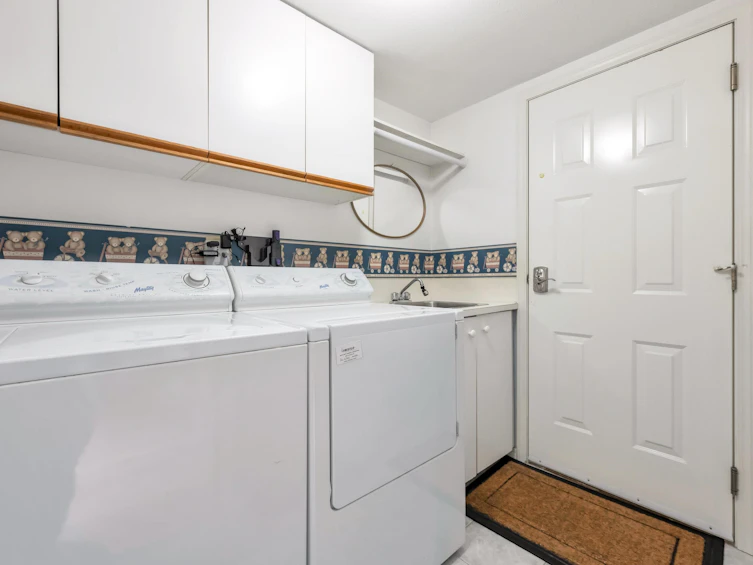 6079 W Boundary Drive, Surrey, BC, V3X 2A7 - 21