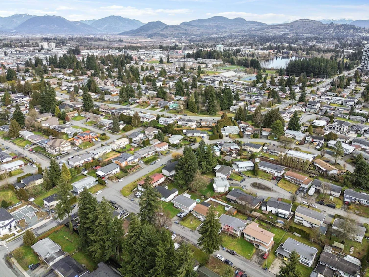2157 Topaz Street, Abbotsford, BC, V2T 3W7 - 37