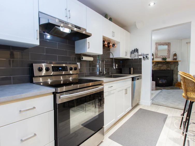 39822 No Name Road, Squamish, BC, V0N 3G0 - 3