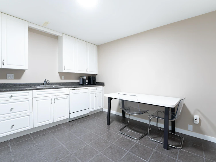 3271 Chartwell Green, Coquitlam, BC, V3E 3M9 - 29