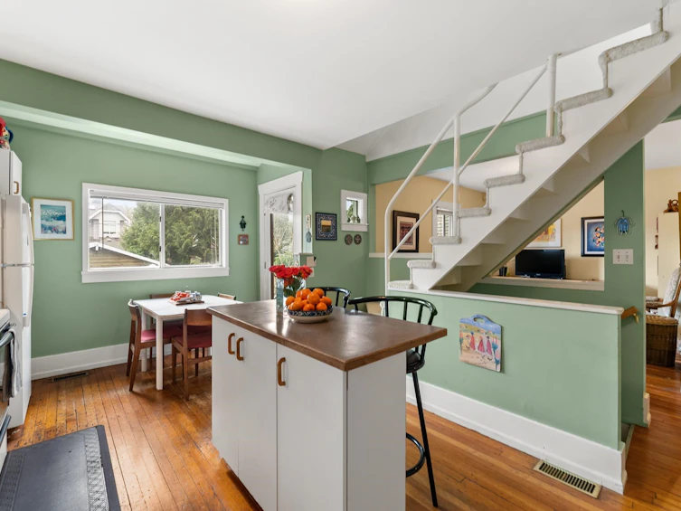 3458 W 13th Avenue, Vancouver, BC, V6R 2S1 - 13