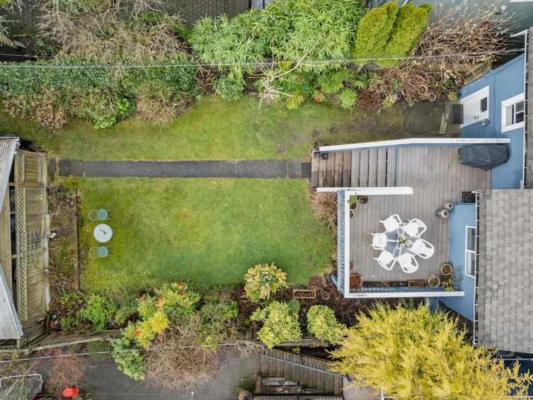 3458 W 13th Avenue, Vancouver, BC, V6R 2S1 - 3