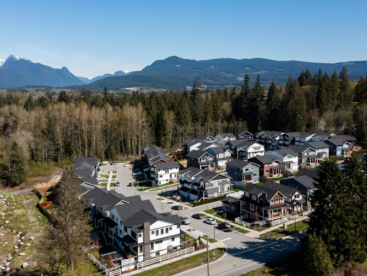 11237 252 Street, Maple Ridge, BC - 11
