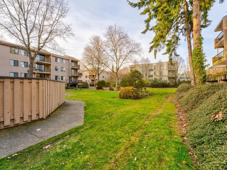 118-8411 Ackroyd Road, Richmond, BC, V6X 3E6 - 2