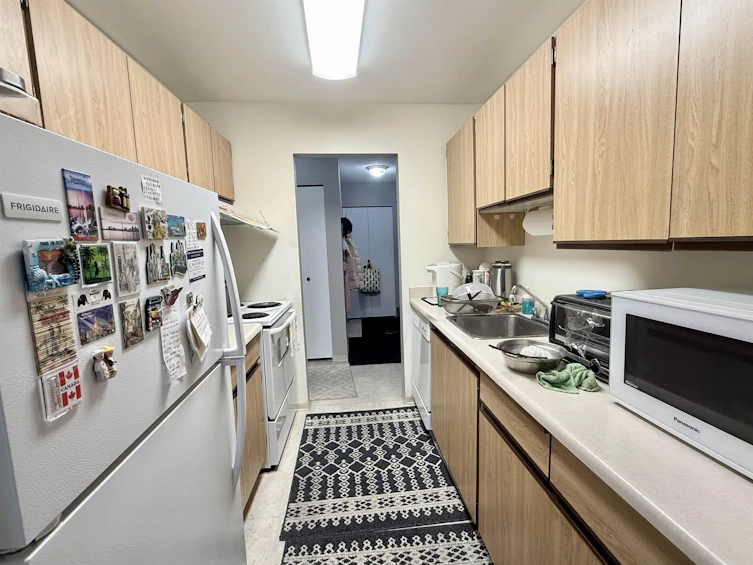 118-8411 Ackroyd Road, Richmond, BC, V6X 3E6 - 12