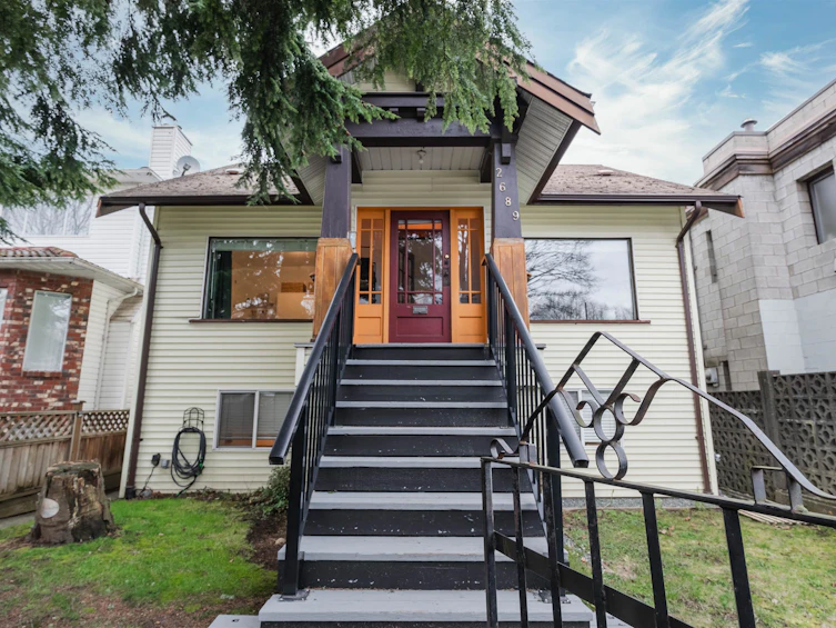 2689 Mcgill Street, Vancouver, BC, V5K 1H2