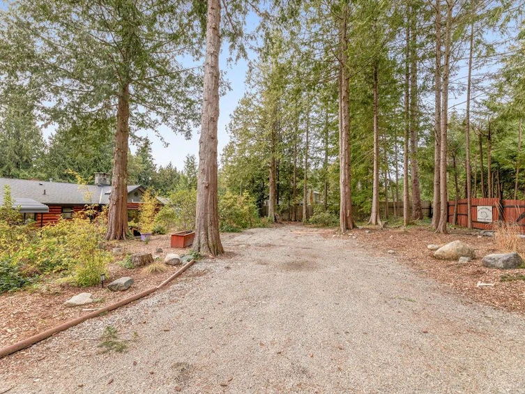 8079 Wildwood Road, Halfmoon Bay, BC, V7Z 1A8 - 36