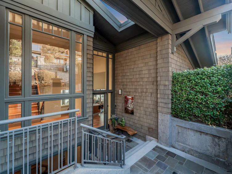 2436 Hudson Court, West Vancouver, BC, V7S 3J2 - 6