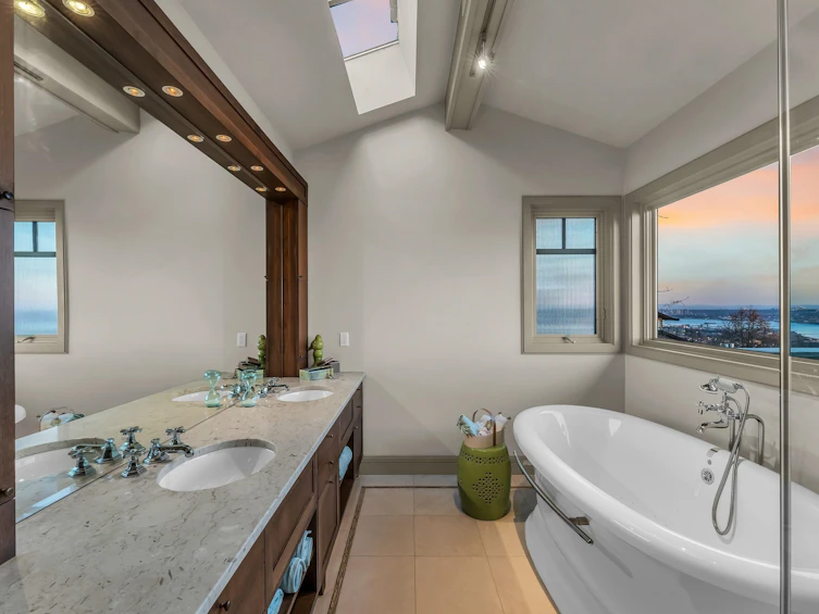 2436 Hudson Court, West Vancouver, BC, V7S 3J2 - 30