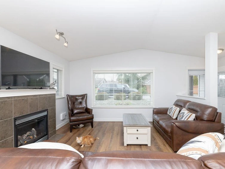 5716 Louise Way, Sechelt, BC, V7Z 0N5 - 16