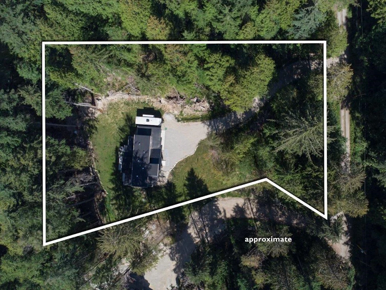 1127 Malcolm Creek Road, Roberts Creek, BC, V0N 2W3 - 2