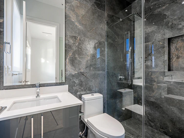 13528 14 Street, Surrey, BC, V4A 5H5 - 24
