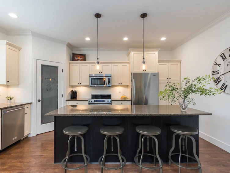 17981 71 Avenue, Surrey, BC, V3S 7C7 - 3