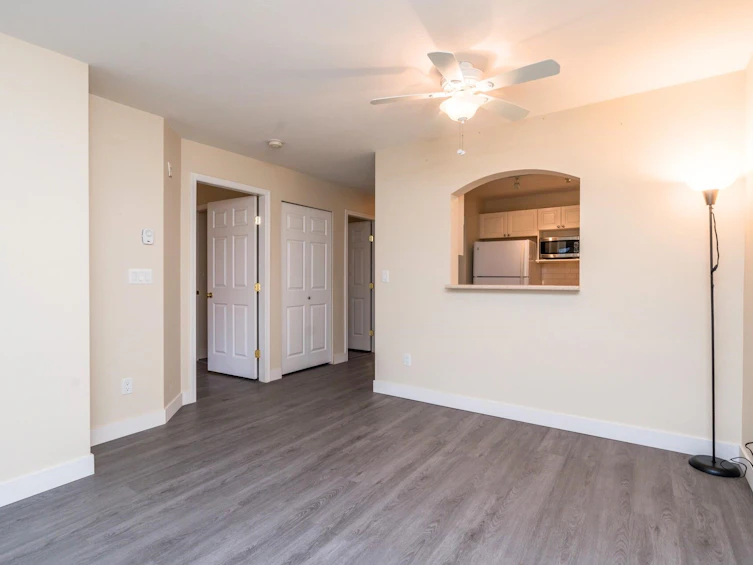 220-2980 Princess Crescent, Coquitlam, BC, V3B 7R4 - 6