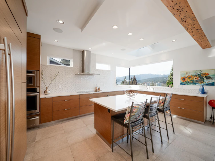 2325 Oneida Drive, Coquitlam, BC, V3J 7A7 - 8