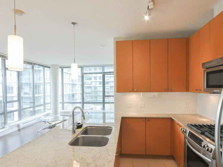 801-7360 Elmbridge Way, Richmond, BC, V6X 0A5 - 6