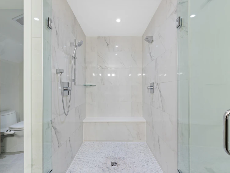 4062 Virginia Crescent, North Vancouver, BC, V7R 3Z1 - 27