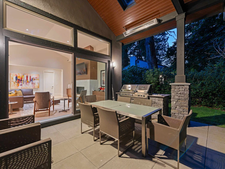 4062 Virginia Crescent, North Vancouver, BC, V7R 3Z1 - 38