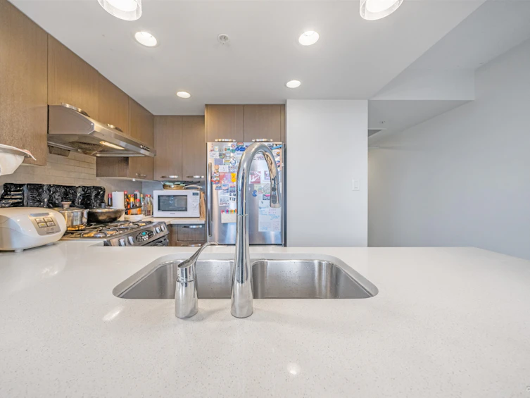 501-6888 Cooney Road, Richmond, BC, V6Y 0E1 - 4